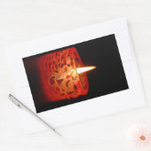 黒い背景の蝋燭 長方形シール (封筒)