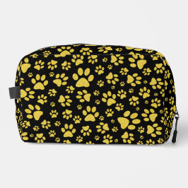 黒い背景の金ゴールドメタルパターンパス ドップキット