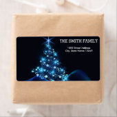 黒い背景を持つクリスマス金ゴールドツリー ラベル (インサイチュ)