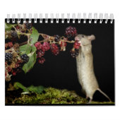 黒い背景を持つマウスのジョージ カレンダー (カバー)