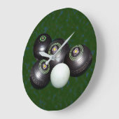 黒い芝生のボウルと子猫が緑に ラージ壁時計 (傾斜)