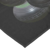 黒い芝生のボールとロゴ テーブルクロス (アングル)