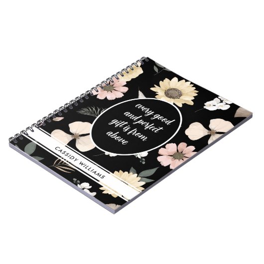 黒い花の祈りの日誌のノート ノートブック (左側)