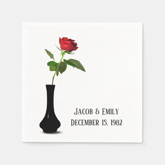 黒い花瓶に赤いバラ スタンダードカクテルナプキン (正面)