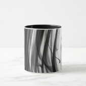 黒い芸術家によるC.L.ブラウン火IIIのコンボのマグ マグカップ (中央)