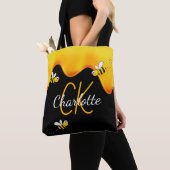 黒い蜂の蜂蜜はモノグラムを滴下 トートバッグ (クローズアップ)