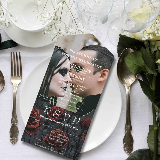 黒い赤いバラのフローラ背景ホワイト文字写真 オールインワン招待状