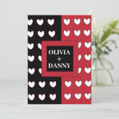 黒い赤の白のハートパターモダンン結婚ズ 招待状 (スタンド正面)