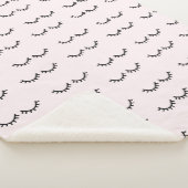 黒い赤面のピンクのまつげ シェルパブランケット (3/4)