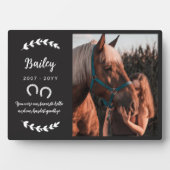 黒い蹄のグリーン写真 馬 記念碑 フォトプラーク (正面)