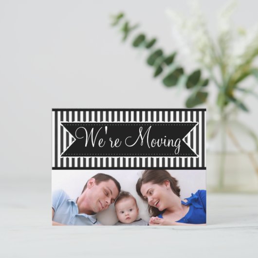 黒い通知はがきを移ストライプの動する 案内ポストカード (スタンド正面)