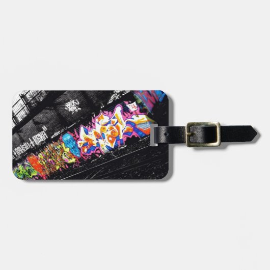 黒い都市落書きの通りの芸術及び色の白 ラゲッジタグ (正面横)