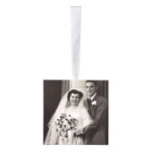 黒い金ゴールドの華麗さ第50の結婚記念日 キューブオーナメント (右)