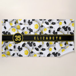 黒い金ゴールドチームの色サッカーボールのパターンの子供 ビーチタオル