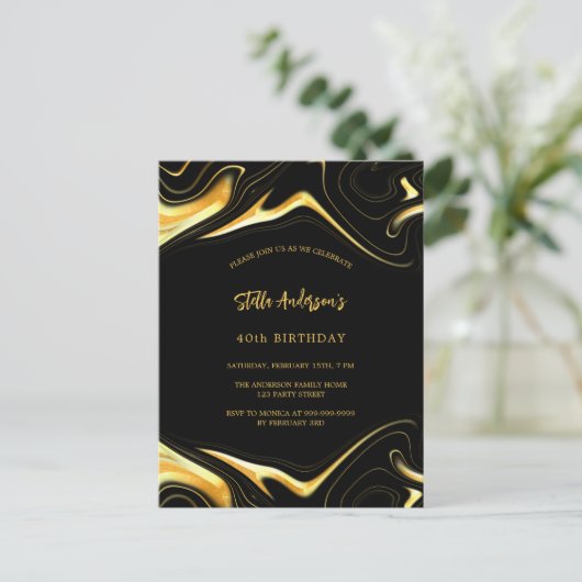 黒い金ゴールドモダン誕生日 インビテーションポストカード (スタンド正面)