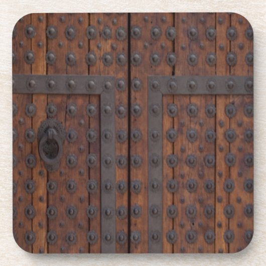 黒い金属の補強材を備えた古い木製ドア コースター (正面)