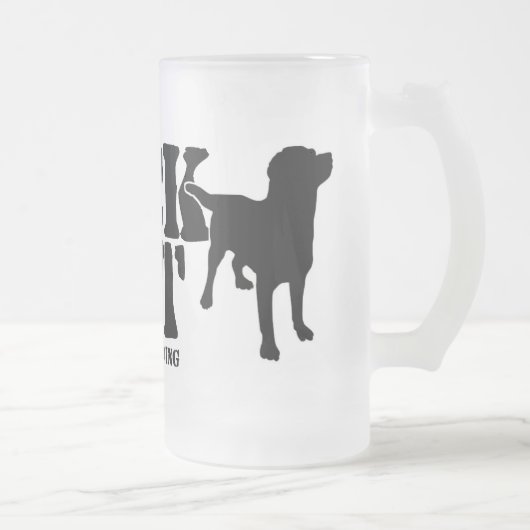 黒い雑種犬の霜の降りたなマグ フロストグラスビールジョッキ (右)