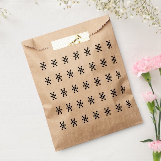 黒い雪の結晶のフェスティブなパターンのパーティーペーパー フェイバーバッグ (封をした状態)