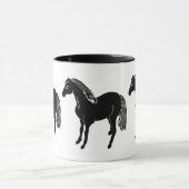 黒い馬のマグの飲み物用品 マグカップ (中央)