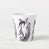 黒い馬の頭 カフェラテマグ (正面)