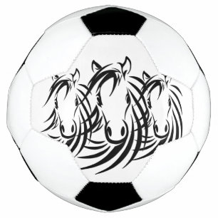 黒い馬の頭 サッカーボール