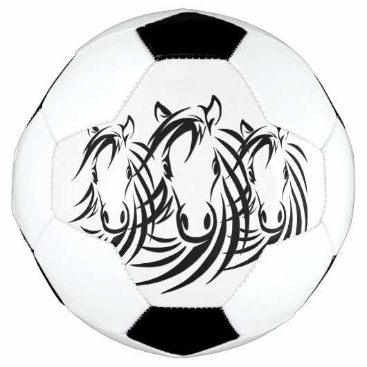 黒い馬の頭 サッカーボール (正面)