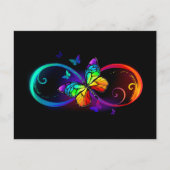 黒い鮮やか上に虹色の蝶を持つ無限大 ポストカード (正面)