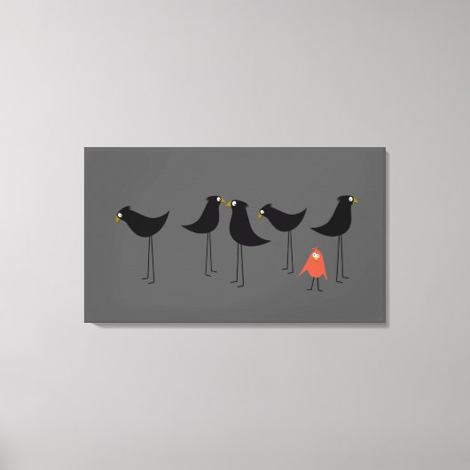 黒い鳥の訪問者、灰色の背景 キャンバスプリント (正面)