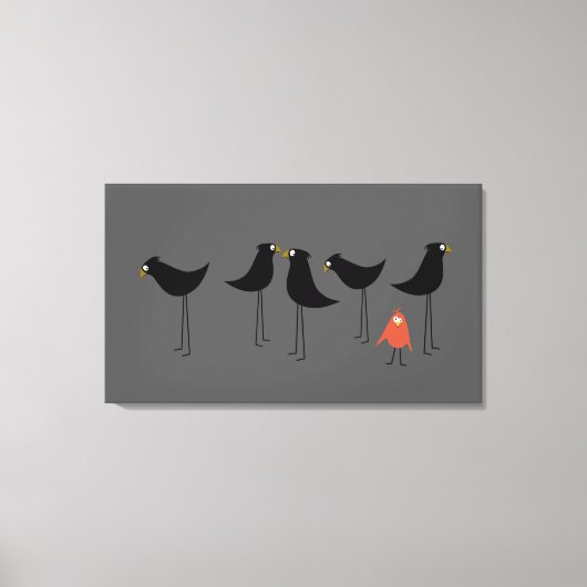 黒い鳥の訪問者、灰色の背景 キャンバスプリント (正面)