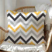 黒い黄色と灰色のジグザグのシェブロンパターン クッション