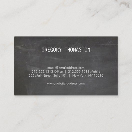 黒い黒板に白いインクのブロサークルのロゴ 名刺 (裏面)