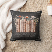 黒い黒板に花と引用文が咲く本 クッション (ブランケット)