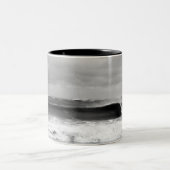 黒いBarrellの波のマグ ツートーンマグカップ (中央)