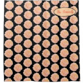 黒いBGの柔らかいモモのピンクの黄色バラのデザイン シャワーカーテン (正面)