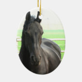 黒いFriesianの馬のオーナメント セラミックオーナメント (裏面)