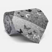 黒いnの白の蝶 ネクタイ (ロール)