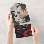 黒いQRコードフォトの暗赤色ゴシックバラフローラ オールインワン招待状 (貼ってはがせる)