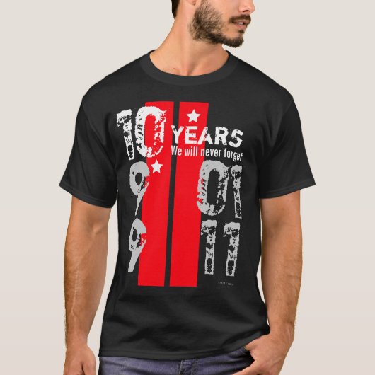 黒いTシャツ10年のの9月11日の記憶 Tシャツ (正面)