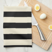黒およびクリームは縞で飾ります キッチンタオル (四つ折り)