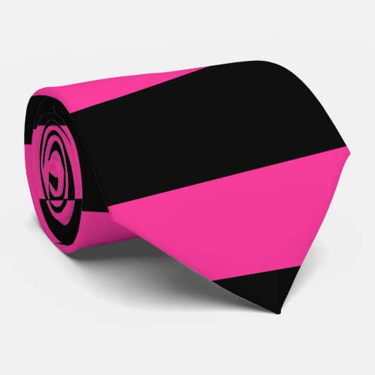 黒および広のピンクのストライプのタイ ネクタイ (ロール)