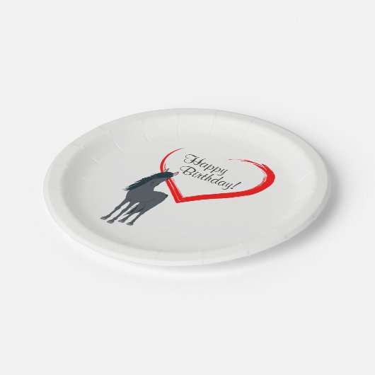 黒かわいらし馬と赤いハートハッピーバースデー ペーパープレート (アングル)