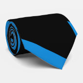 黒くおよび青の広い大学ストライプ ネクタイ (ロール)