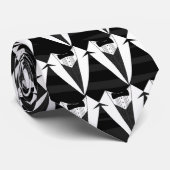 黒くか白いタキシード ネクタイ (ロール)