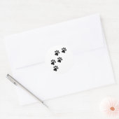 黒くて可愛い犬が犬を飼っている ラウンドシール (封筒)