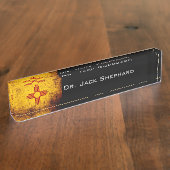 黒くグランジなニューメキシコの州の旗 デスクネームプレート (側面)