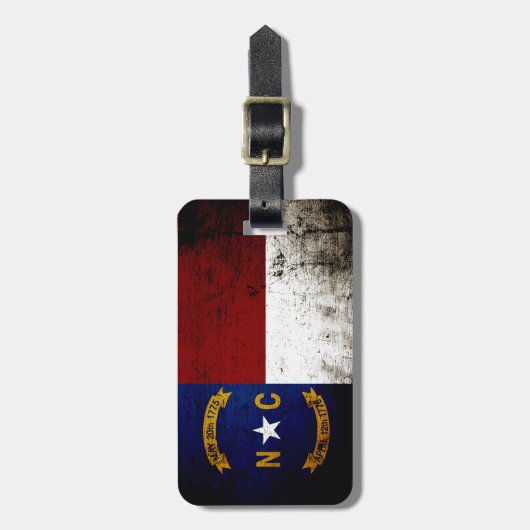 黒くグランジなノースカロライナの州の旗 ラゲッジタグ (正面縦)