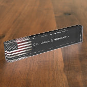 黒くグランジな米国旗 デスクネームプレート (側面)