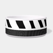 黒く及び白いシマウマは縞で飾ります ボウル (右)