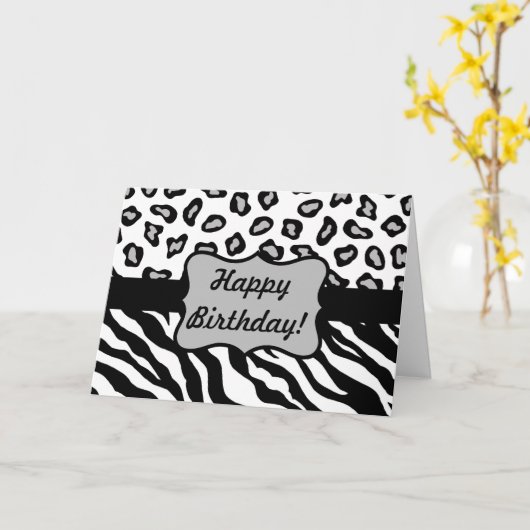 黒く及び白いシマウマ及びCheetaの皮のハッピーバースデー カード (黄色い花)