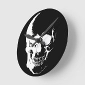 黒く及び白いスカル ラウンド壁時計 (傾斜)